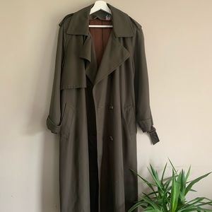 Vintage army green trench coat